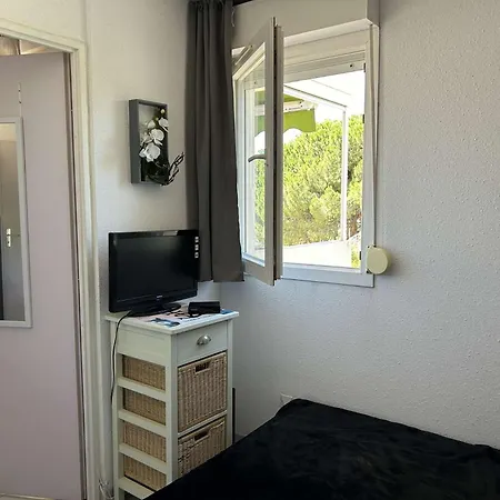 Appartement Appt 2 Pieces Port Camargue Pc200-204 *